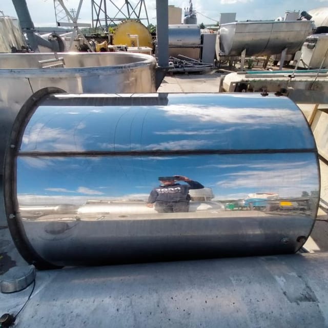 Емкость 1000л бойлер инв.7280