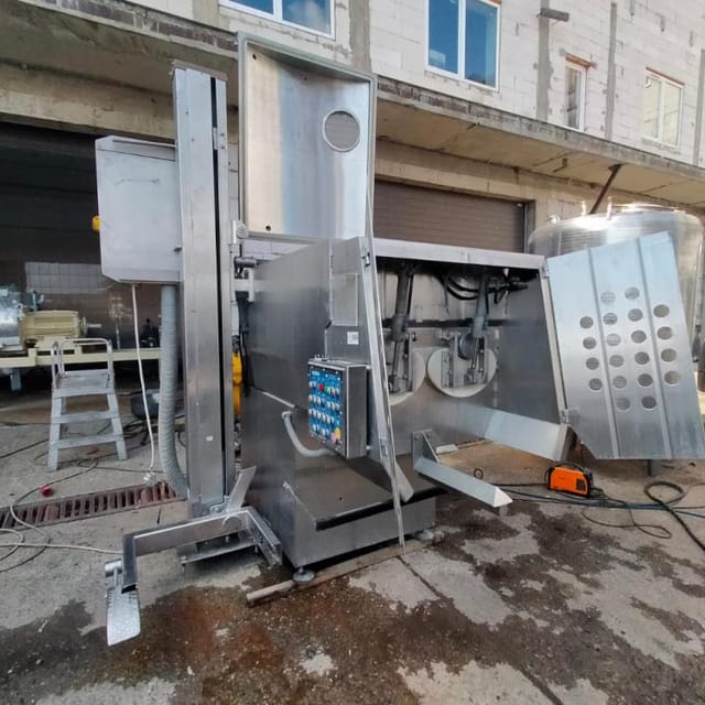 Фаршемешалка вакуумная LASKA 800л инв.8646