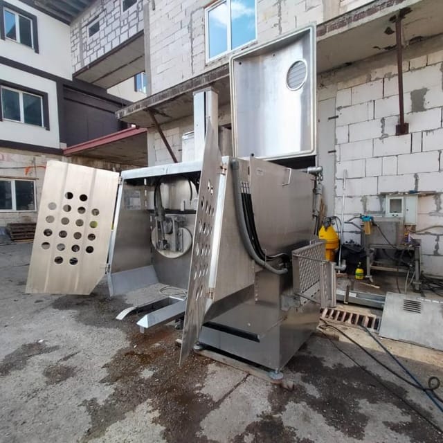 Фаршемешалка вакуумная LASKA 800л инв.8646