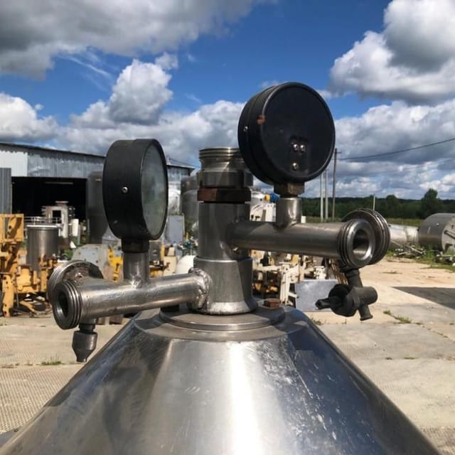 Сепаратор-сливкоотделитель Ж5-ОС2-НС ПЛАВА 10куб/час инв.8656