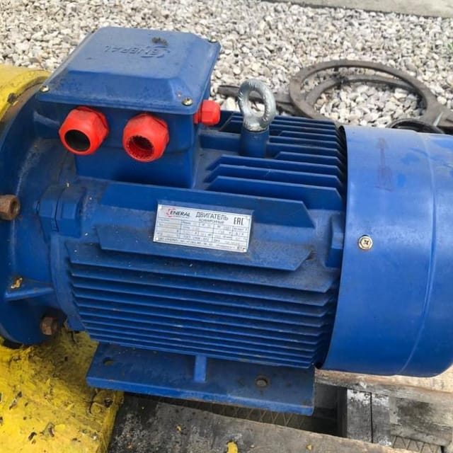 Сепаратор - молокоочиститель Ж5-ОМЕ-С 15тонн инв.8654