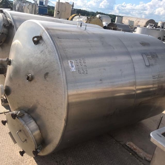 Емкость 3100л инв.10702