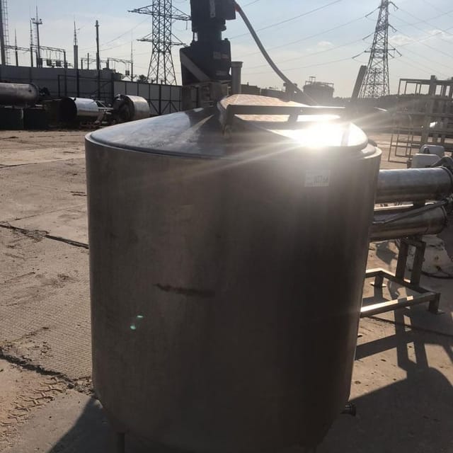 Емкость термос 1000л инв.10766