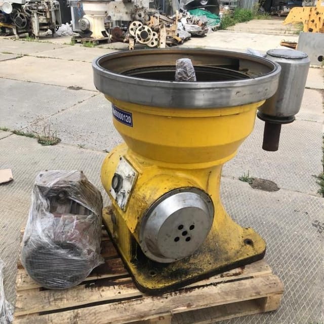 Сепаратор-сливкоотделитель Ж5-ОС2-НС 10куб/час инв.8668