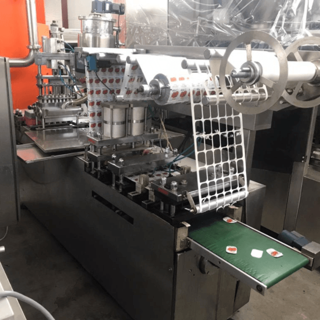 Фасовщик в ванночки Формопак (FormoPack) DPB 320H