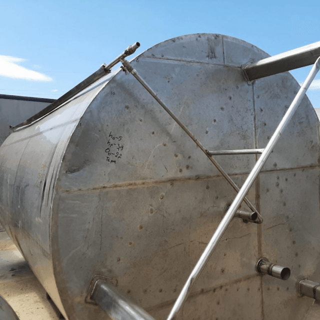 Емкость вертикальная 12 куб.м е.1035