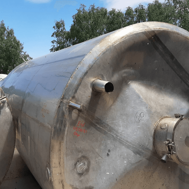 Емкость вертикальная 12 куб.м е.1035