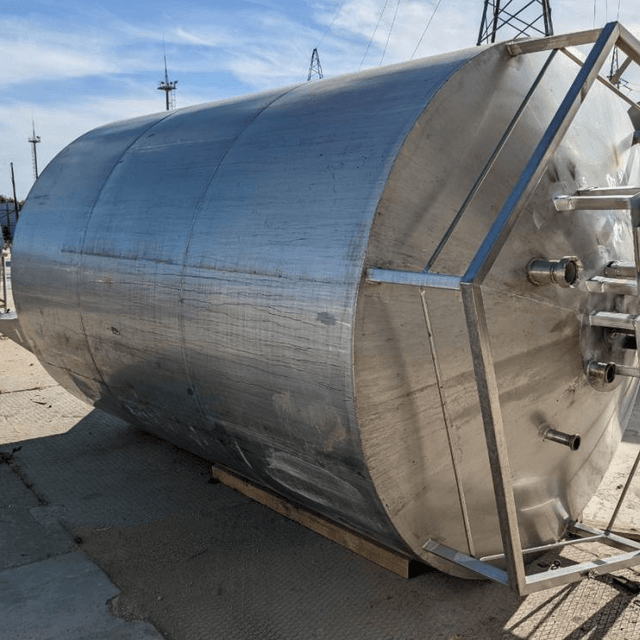 Емкость 10 куб.м с мешалкой