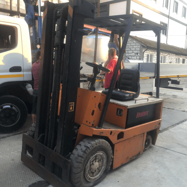 Электропогрузчик инв.8693