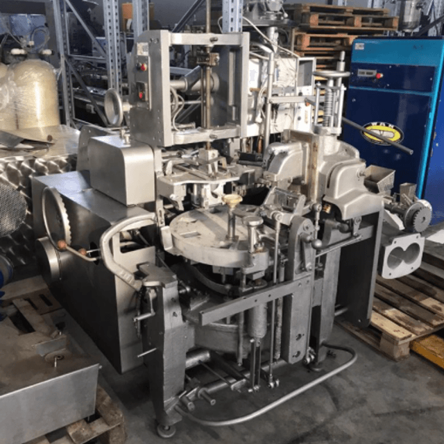 Фасовочный автомат М6-АРМ инв.6005