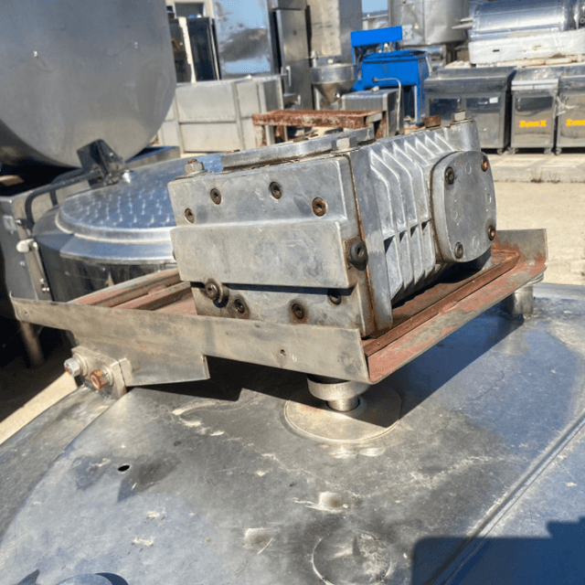 Емкость ОЗУ 350л инв.7402