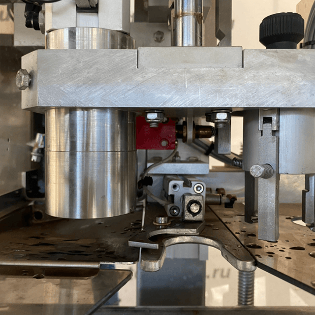 Розлив в бег-ин-бокс инв.8605