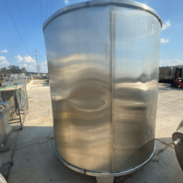 Емкость одностенная. 6300л инв.10791