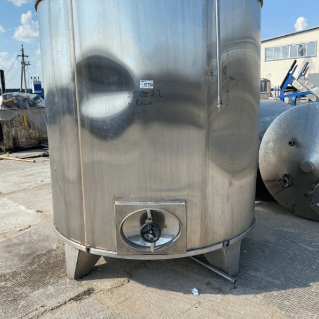 Емкость одностенная. 6300л инв.10794