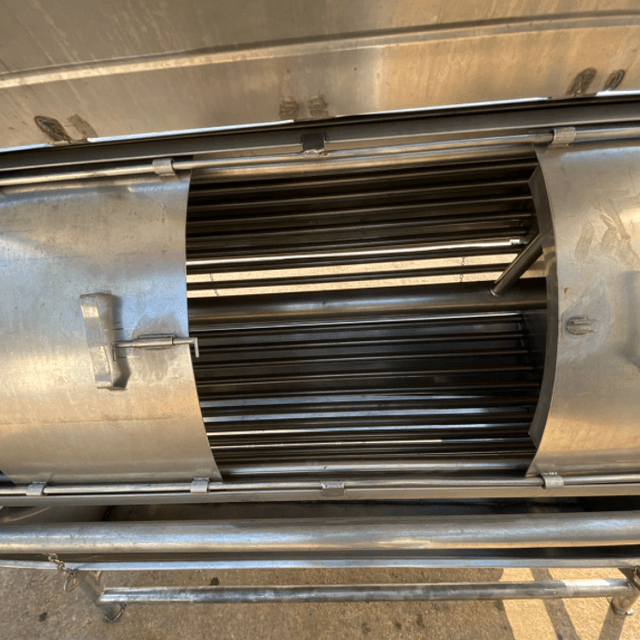 Охладитель творога УПТ с нерж рамой  инв.11093