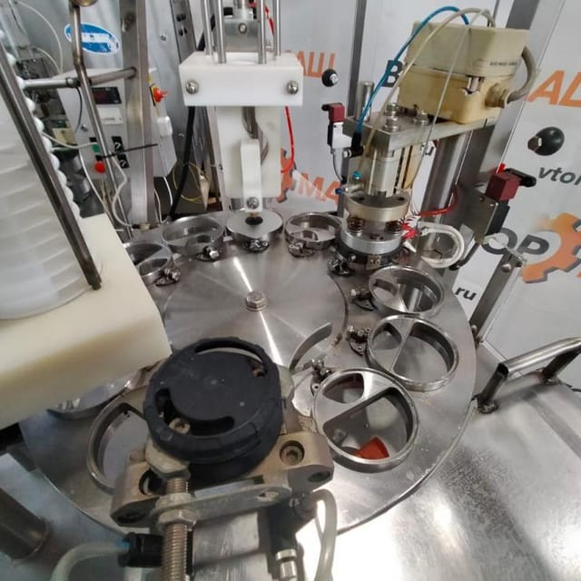 Фасовщик в стаканчик (95 мм) с добавлением сухих наполнителей инв.1604