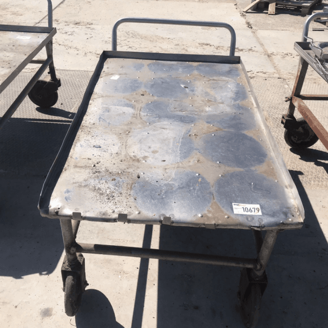 Сырные формы для ванны самопрессования.