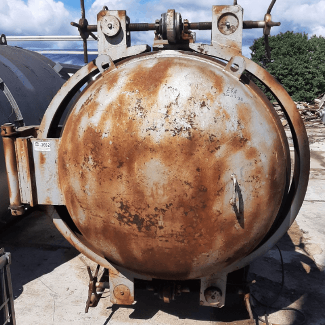 Автоклав стальной, горизонтального исполнения е.2032