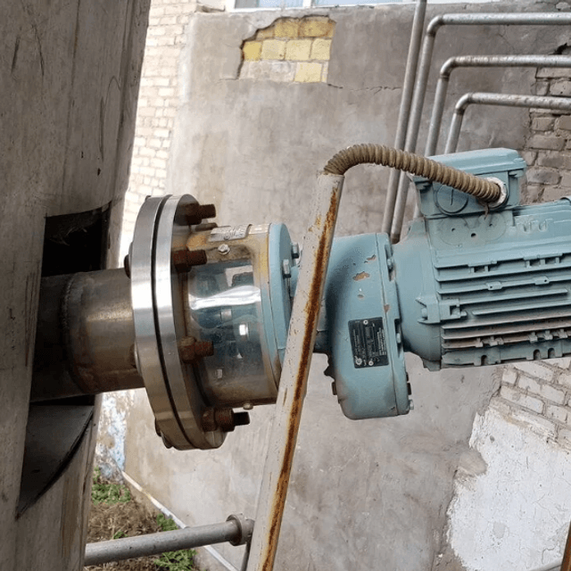 Емкость В2-ОХР-50