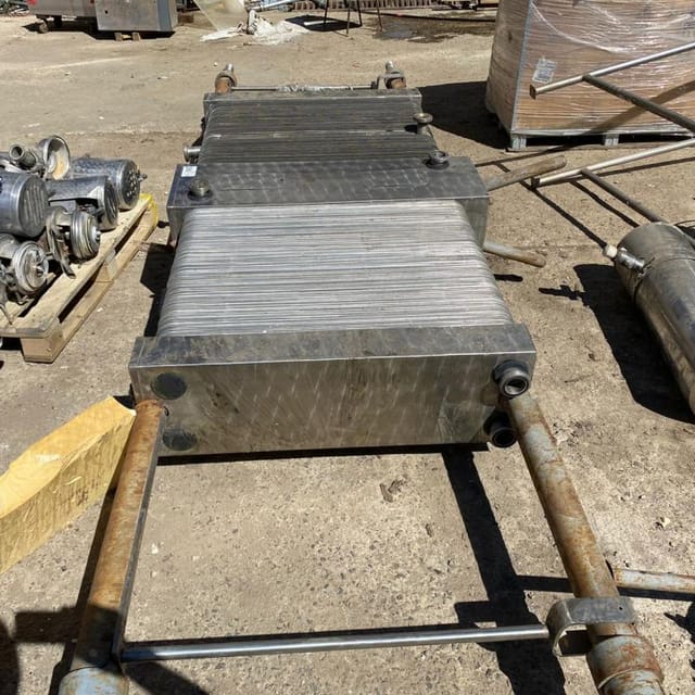 Теплообменник пластинчатый от пастеризатора ОКЛ-10 10т инв.8497