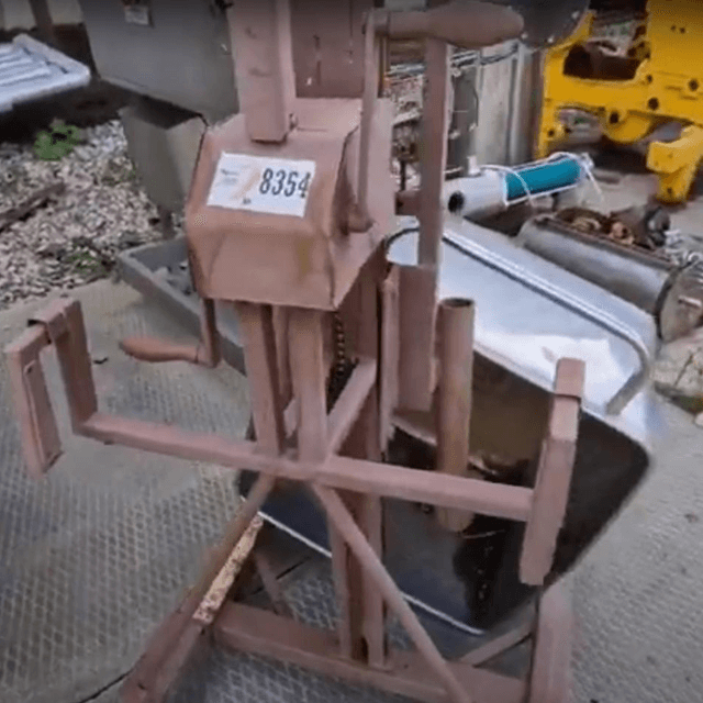 Передвижной механический подъёмник инв.8354