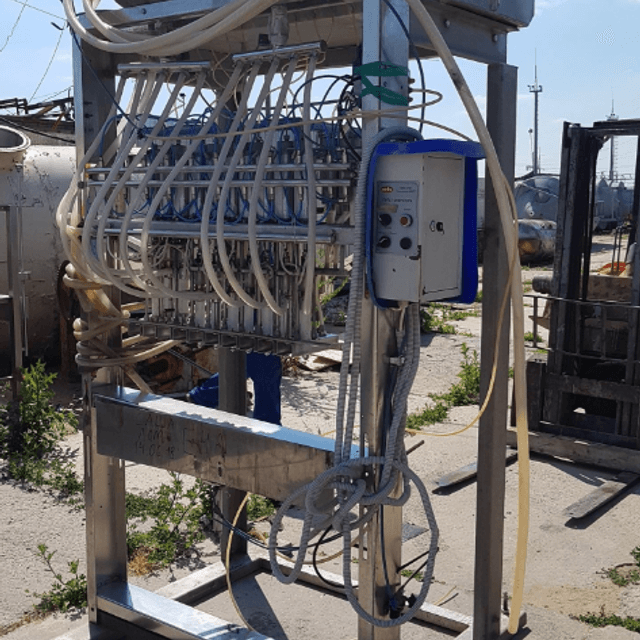 Автомат розлива линейный АРЛ-8с ПЭТ бутылка от 0,2 до 2,0 л