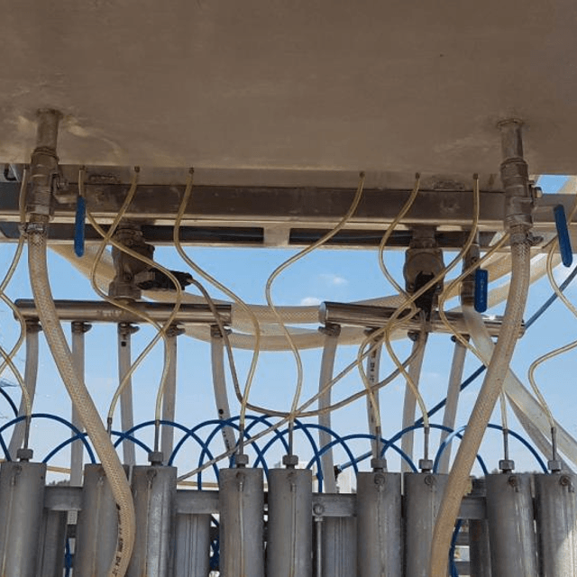 Автомат розлива линейный АРЛ-8с ПЭТ бутылка от 0,2 до 2,0 л