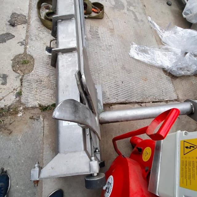 Подъемник CARNITECH A/S с электрическим двигателем инв.8652