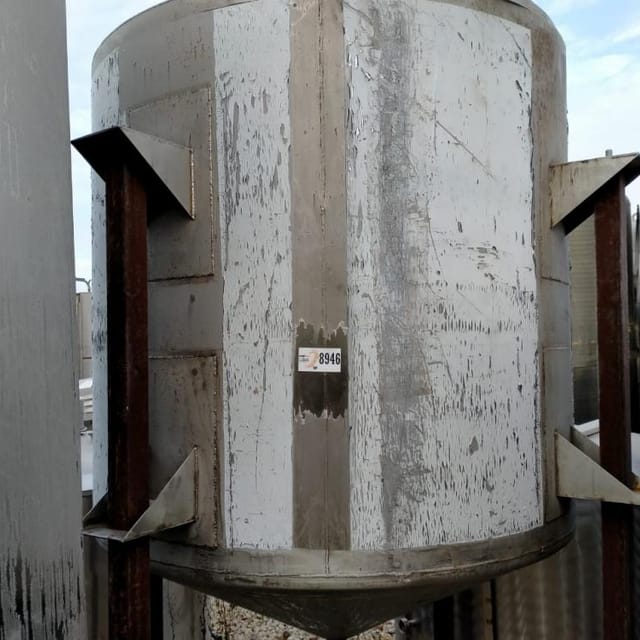 Емкость 2м3 с конусом инв.8946