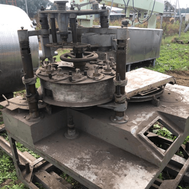 Дозатор (наполнитель) тушенки В2-ФНА инв.9154