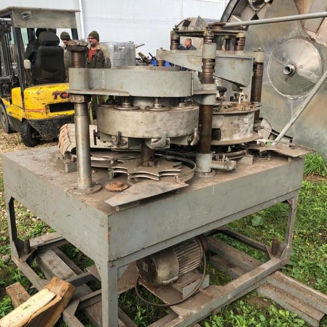 Дозатор (наполнитель) тушенки В2-ФНА инв.9154