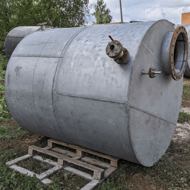 Емкость 5 куб.м, вертикальная