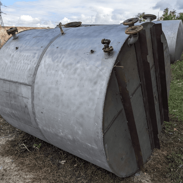 Емкость 5 куб.м, вертикальная