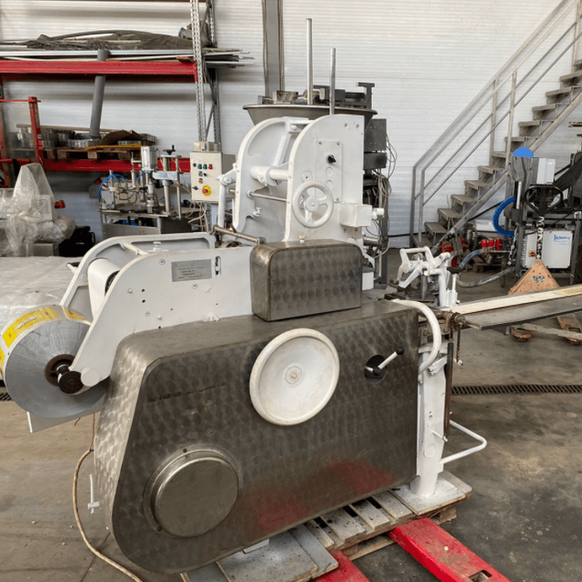 Фасовщик творога М6-АР2Т пачка от 180 гр до 250гр инв.10690