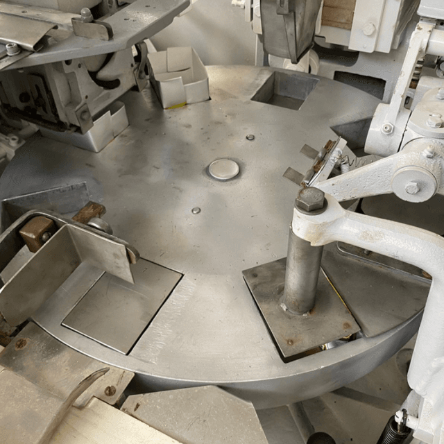 Фасовщик творога М6-АР2Т пачка от 180 гр до 250гр инв.10690