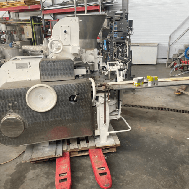 Фасовщик творога М6-АР2Т пачка от 180 гр до 250гр инв.10690