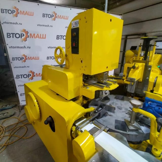 Фасовочный автомат  масла М6-АРМ инв.8624