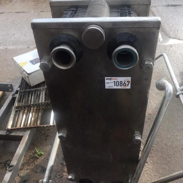 Теплообменник пластинчатый 5000л инв.10867