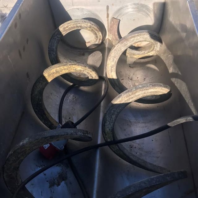 Фаршемешалка спиральная 200л инв.10900