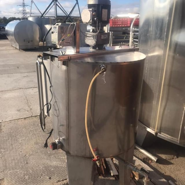 Емкость одностенная с ТЭНом 220л инв.10883