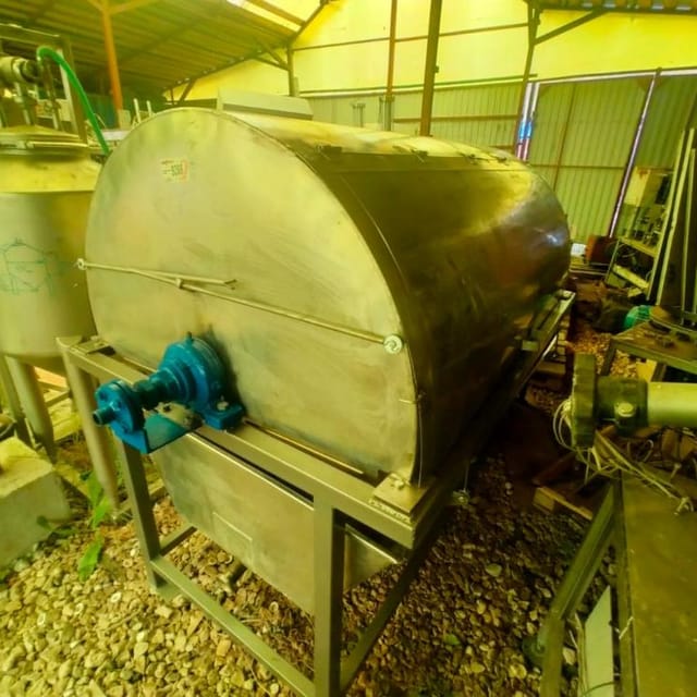 Охладитель творога УПТ с черной рамой инв.9266