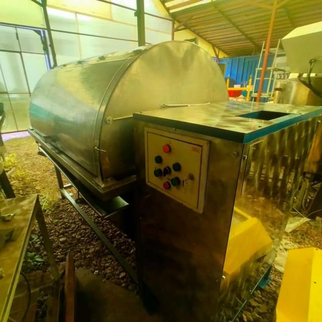 Охладитель творога УПТ с черной рамой инв.9266