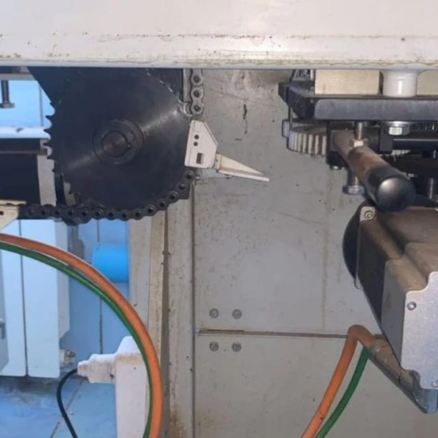 Горизонтальный упаковщик на серво приводе