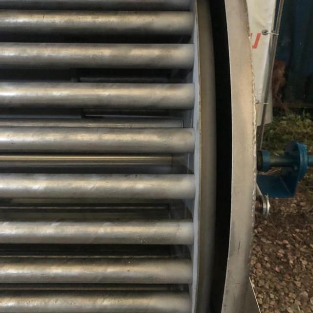 Охладитель творога УПТ с нерж рамой инв.9028