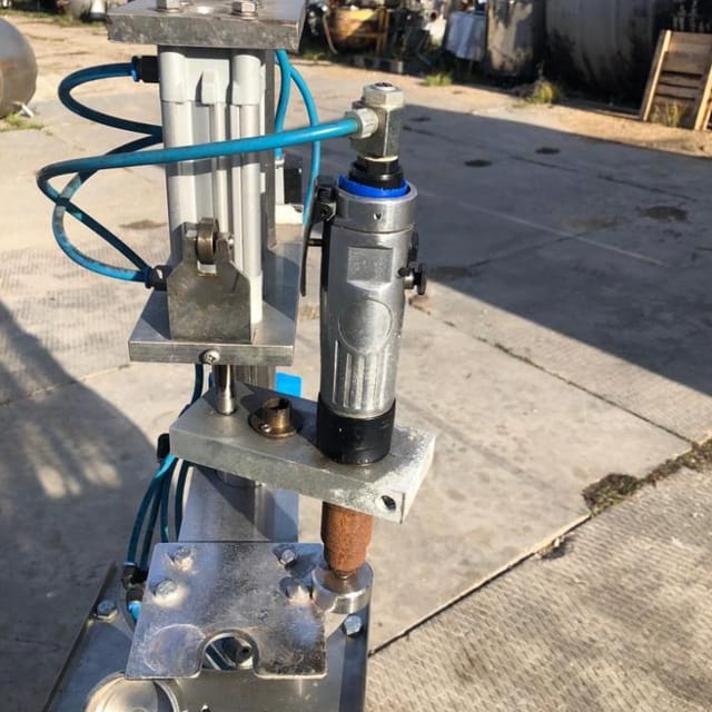 Линия розлива газ.воды в ПЭТ 700 бут/час инв.9936