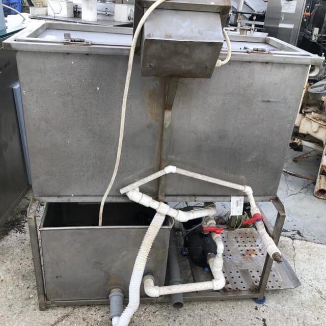 Линия розлива газ.воды в ПЭТ 700 бут/час инв.9936