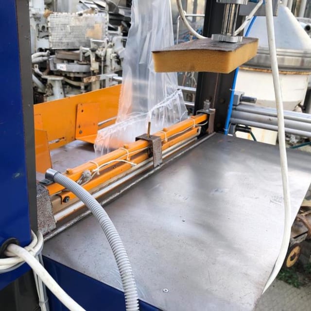 Линия розлива газ.воды в ПЭТ 700 бут/час инв.9936