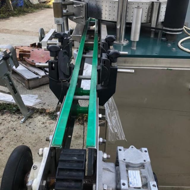 Линия розлива газ.воды в ПЭТ 700 бут/час инв.9936