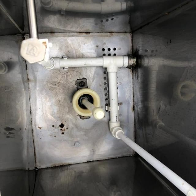 Линия розлива газ.воды в ПЭТ 700 бут/час инв.9936