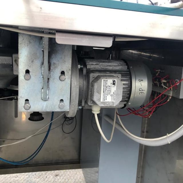 Линия розлива газ.воды в ПЭТ 700 бут/час инв.9936